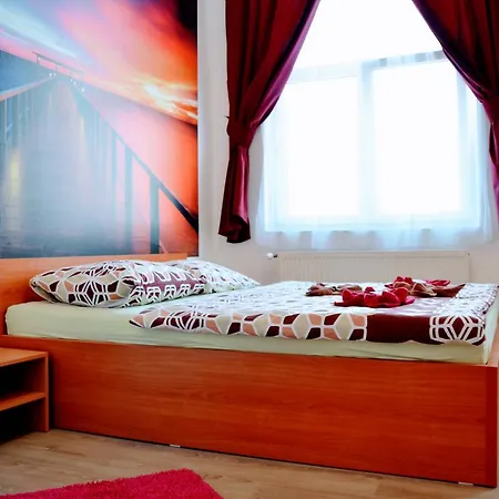 Hotel Lazaretni 2*